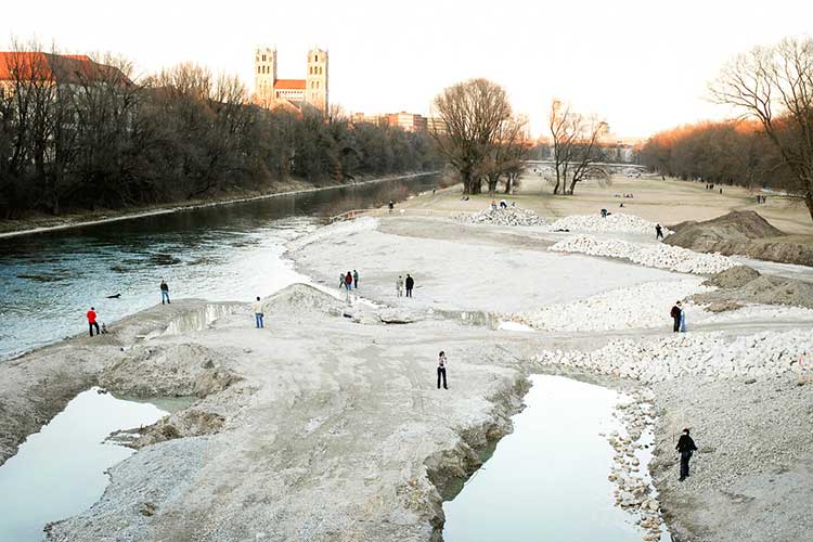 ISARAUEN, MÜNCHEN 2004